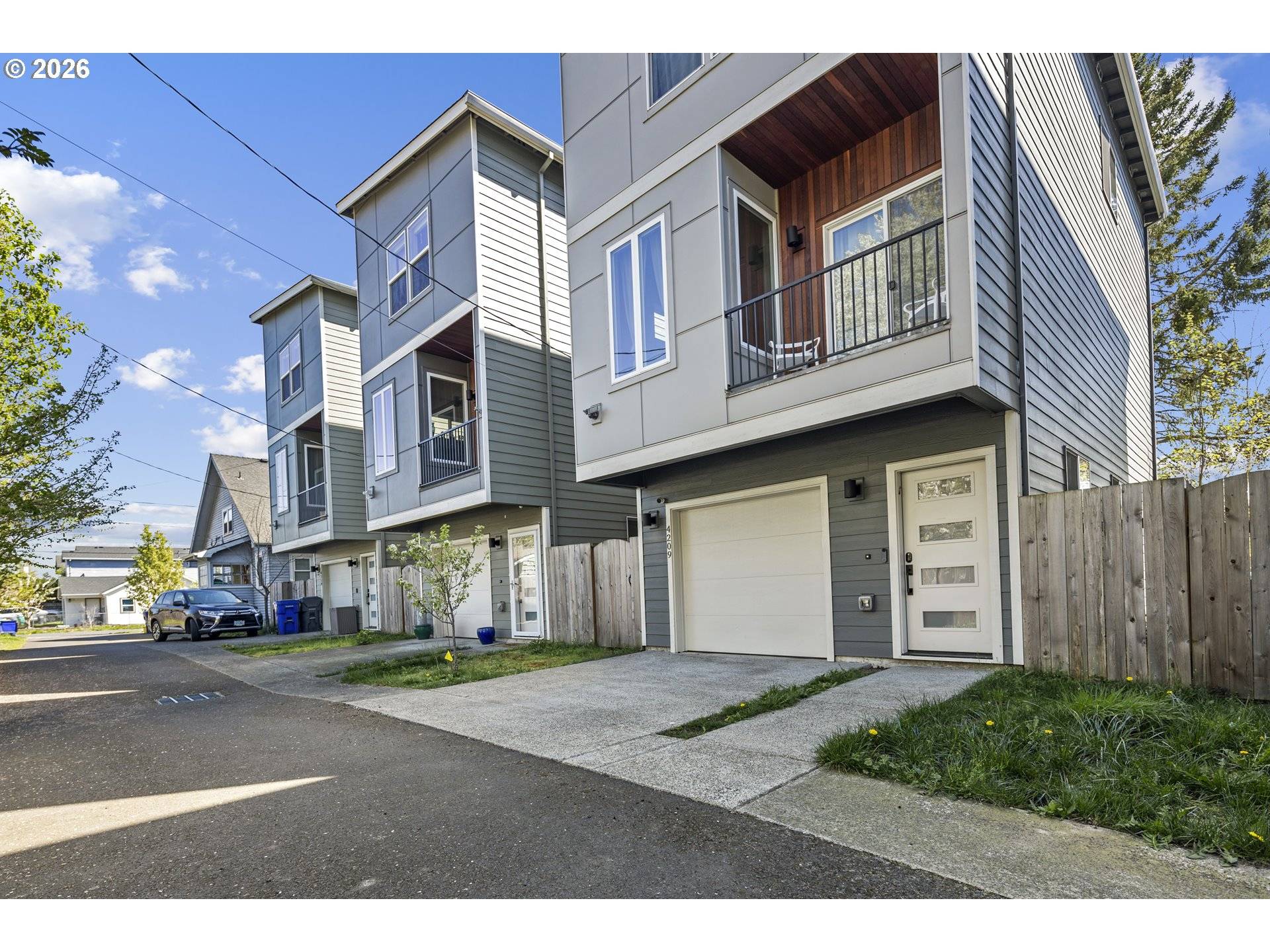 4209 SE 80TH AVE, Portland, OR 97206