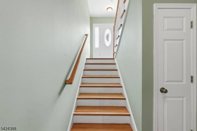 433 Linden Ave, Elizabeth City, NJ 07202