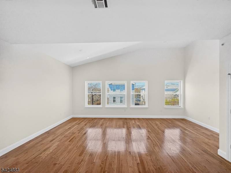 Address not disclosed, Newark City, NJ 07103