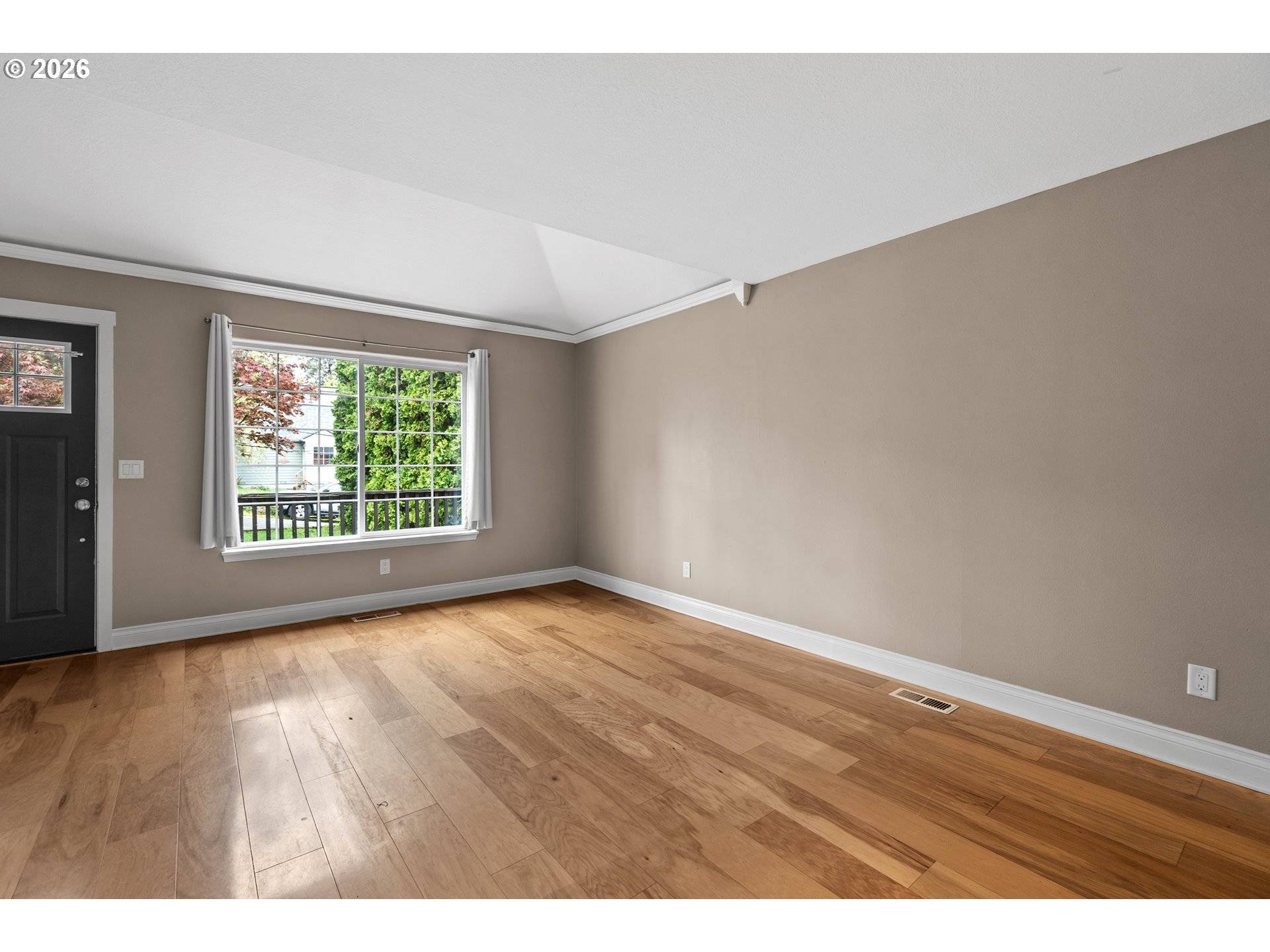 11040 SW 63RD AVE, Portland, OR 97219