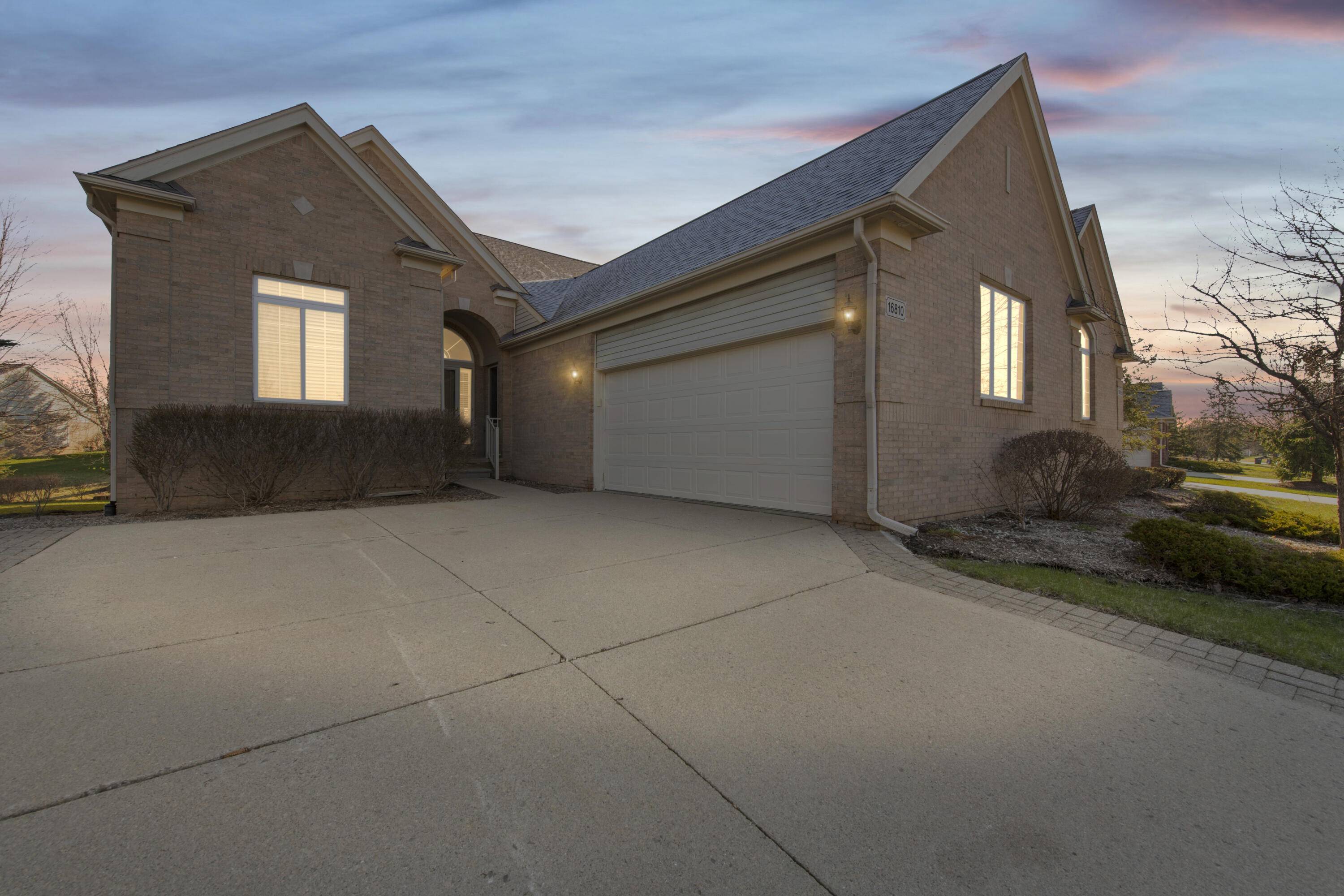 16810 Carriage WAY, Northville Twp, MI 48168