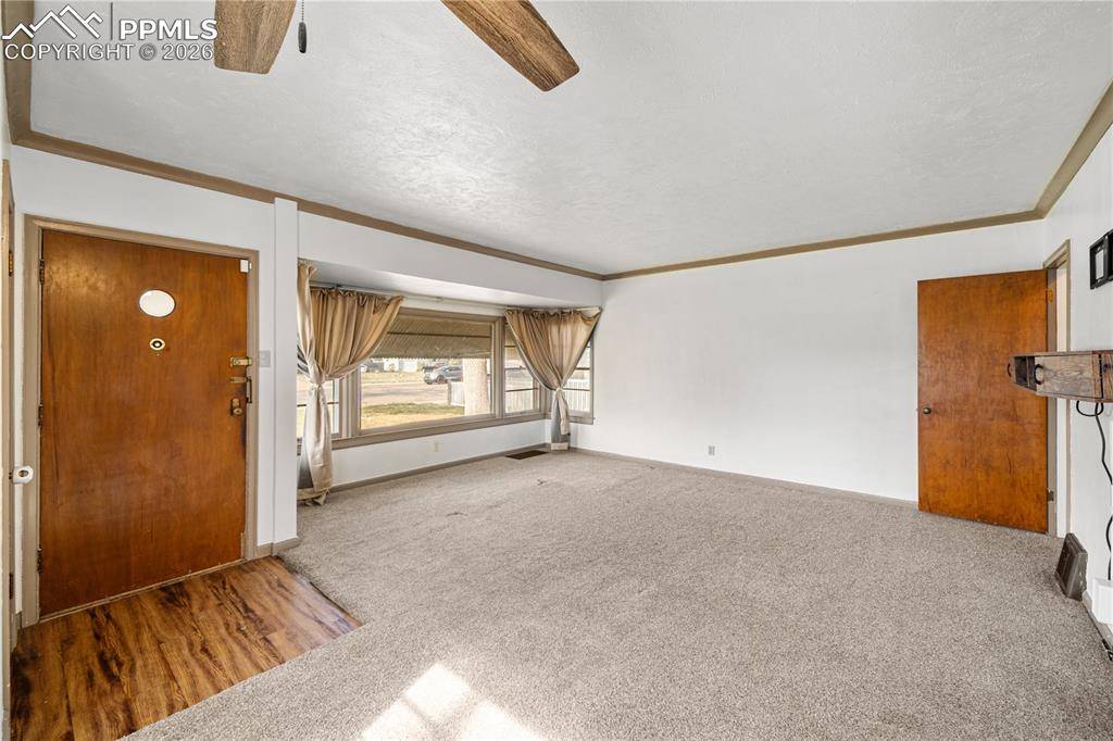 805 W Routt AVE, Pueblo, CO 81004