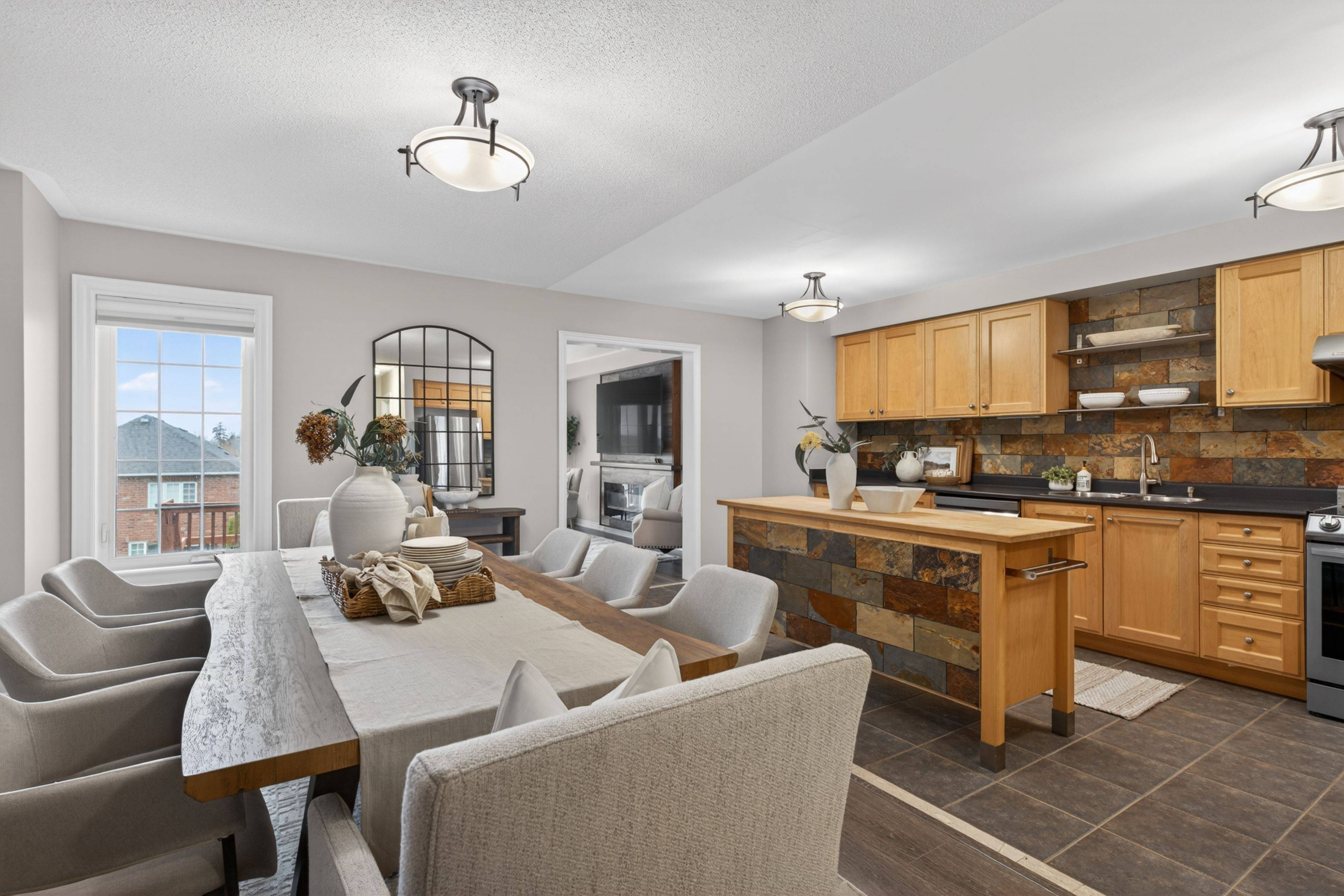 67 Dooley CRES, Ajax, ON L1T 4J2