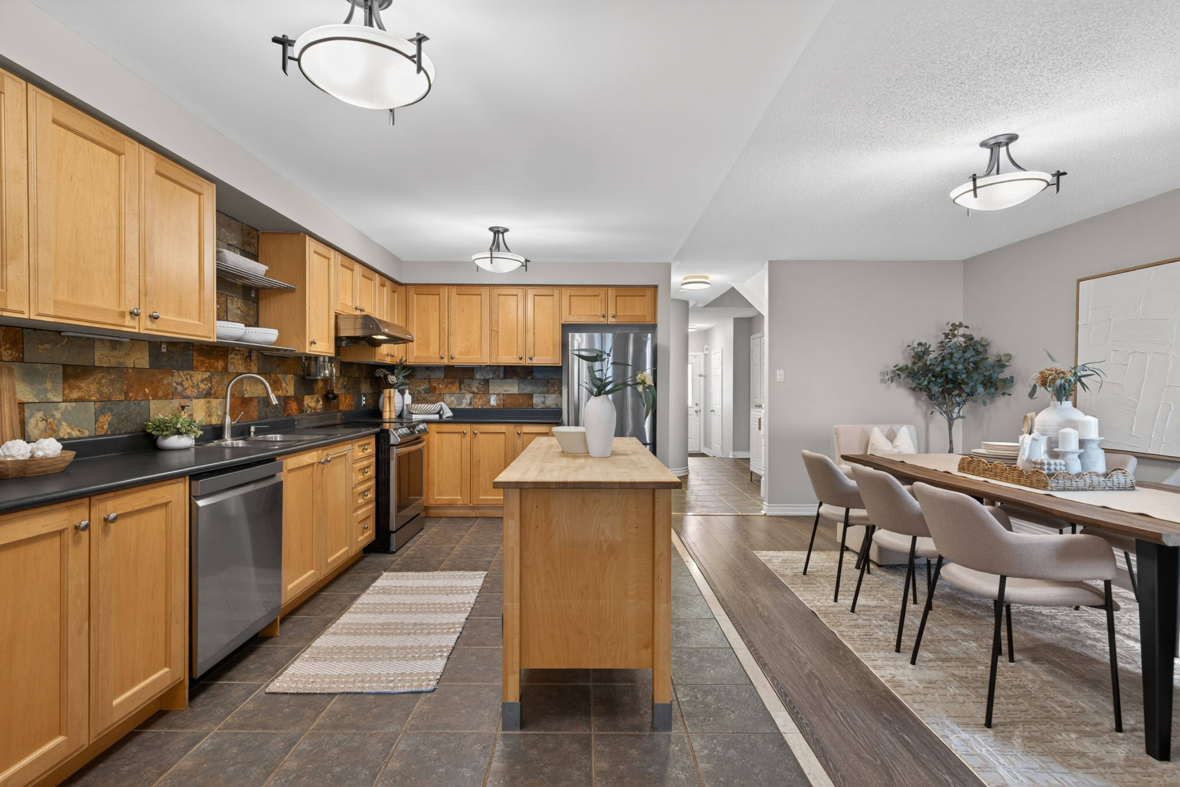 67 Dooley CRES, Ajax, ON L1T 4J2