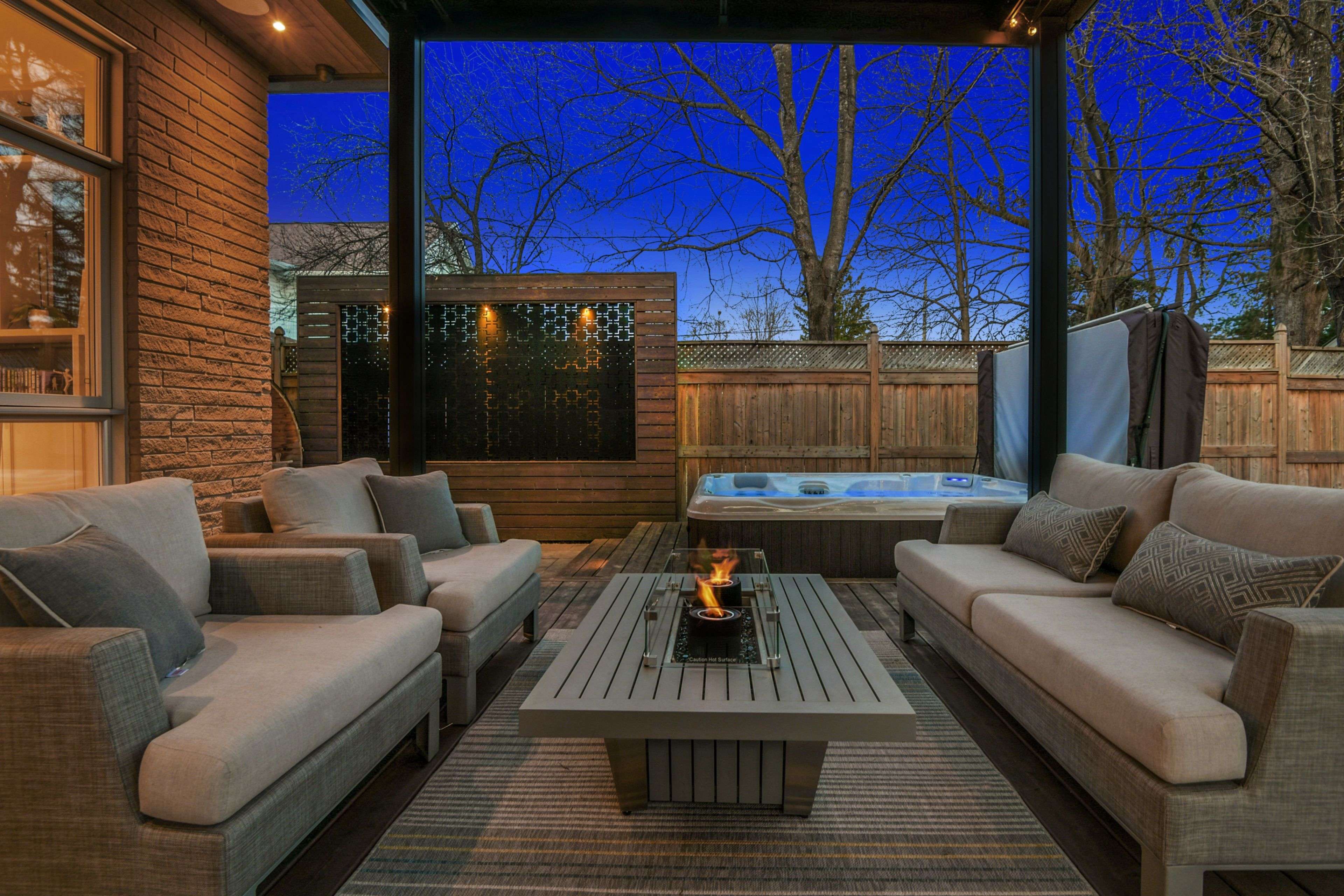 294 Mountbatten AVE, Alta Vista And Area, ON K1H 5W3