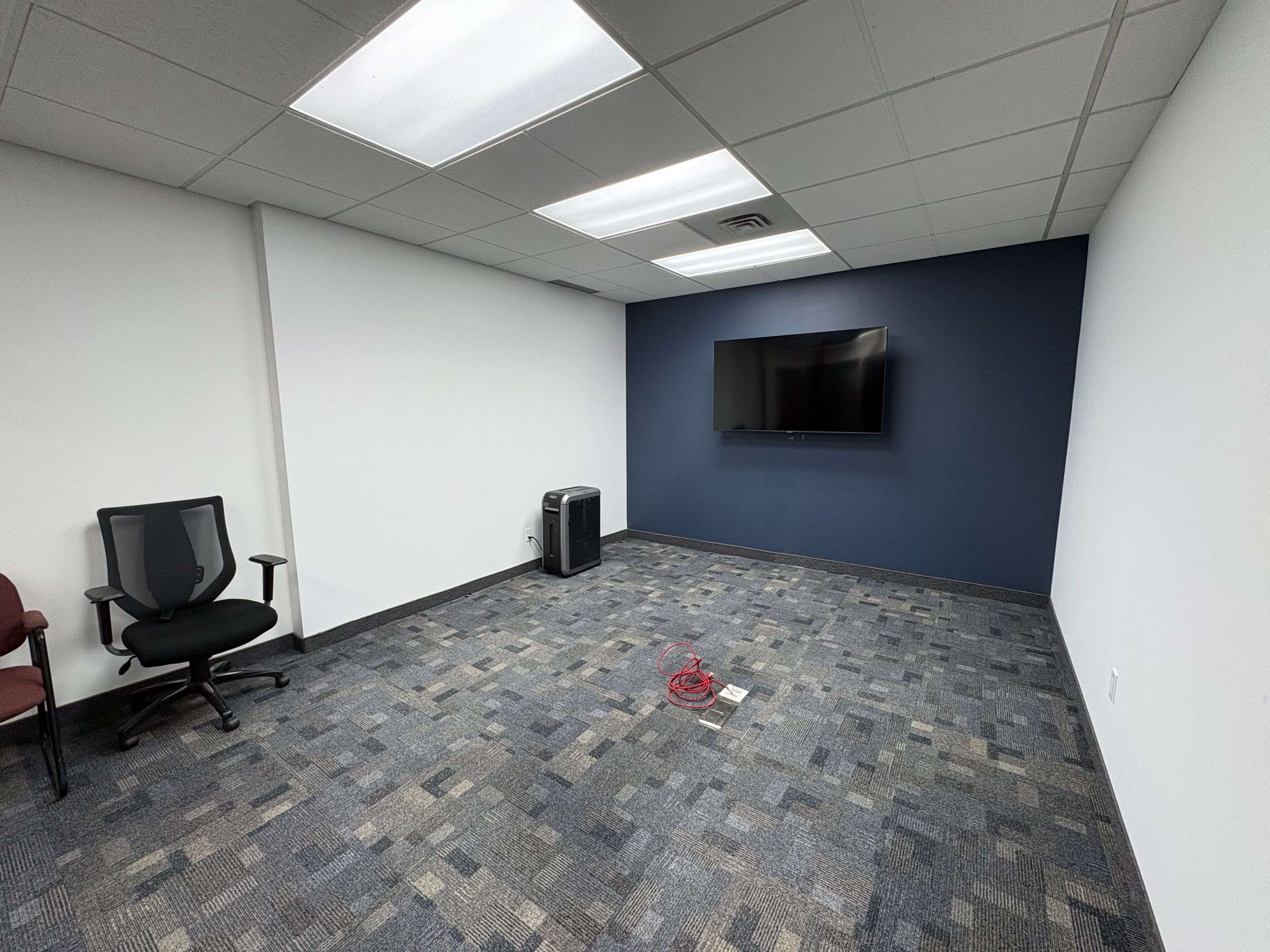 30 Concourse Gate #102, Cityview - Parkwoods Hills - Rideau Shore, ON K2E 7V7