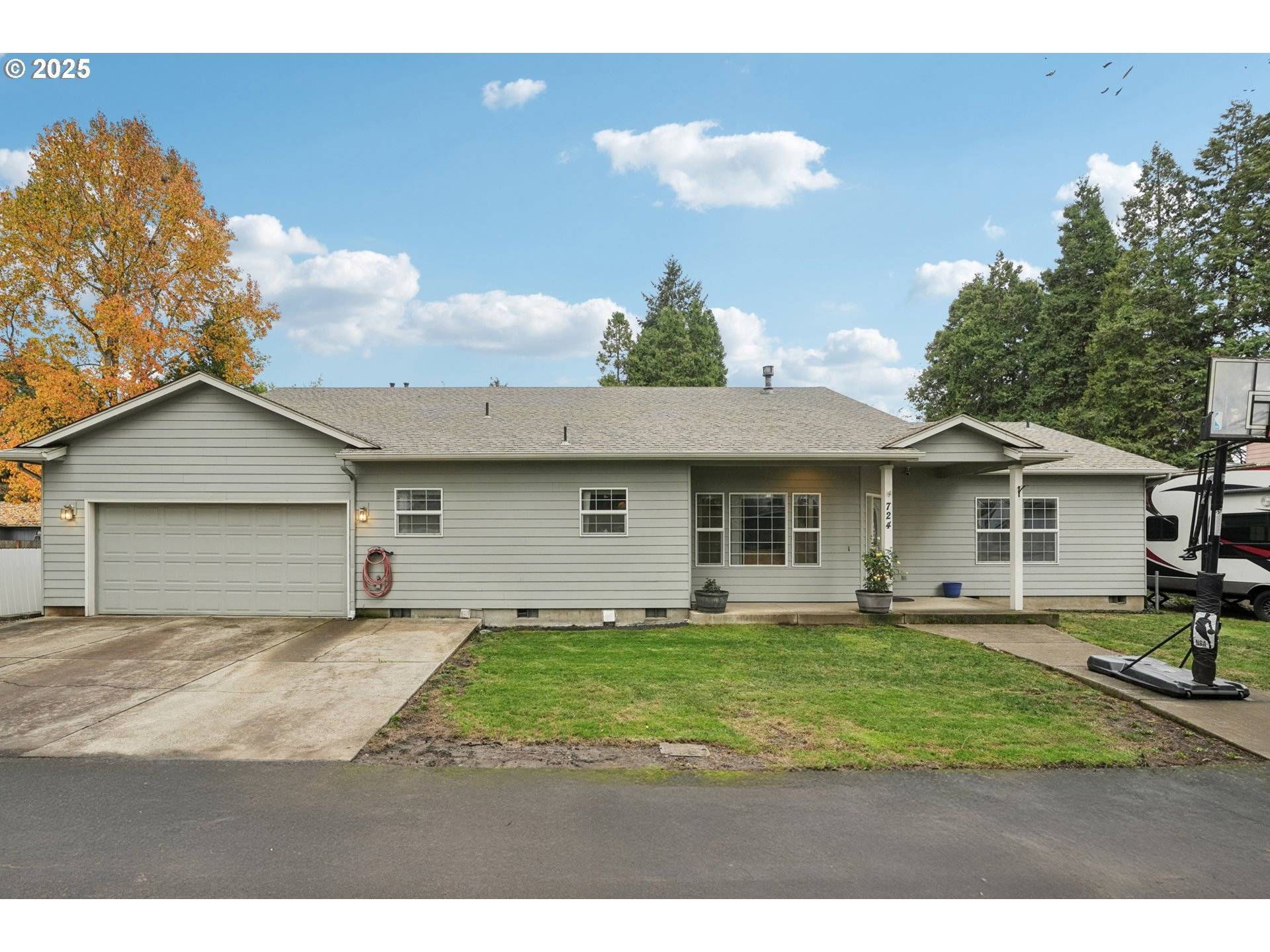 724 LOST LN, Keizer, OR 97303