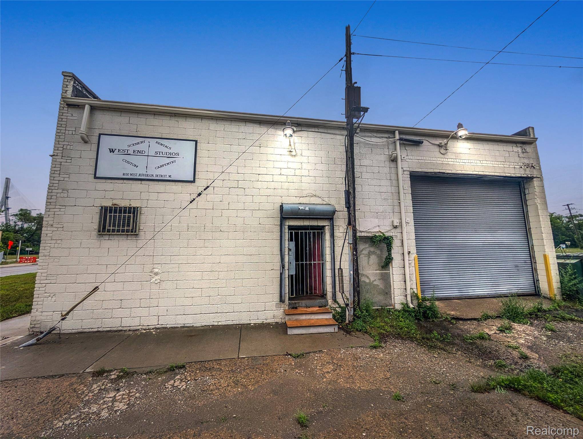 8000 W Jefferson AVE, Detroit, MI 48209