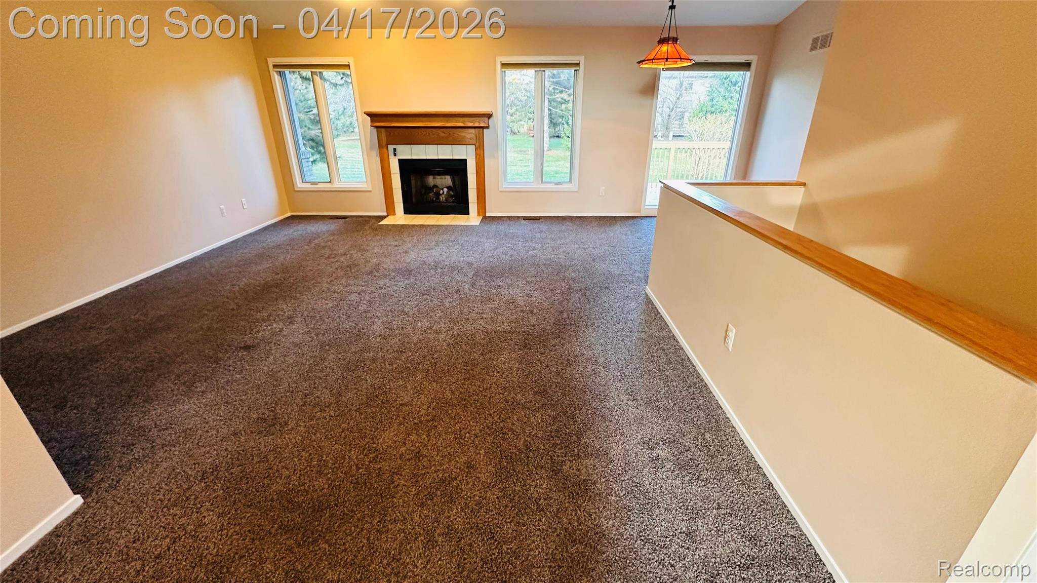 33779 VISTA DR, Farmington Hills, MI 48331