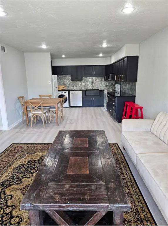 5303 Fleetwood Oaks Avenue #278, Dallas, TX 75235