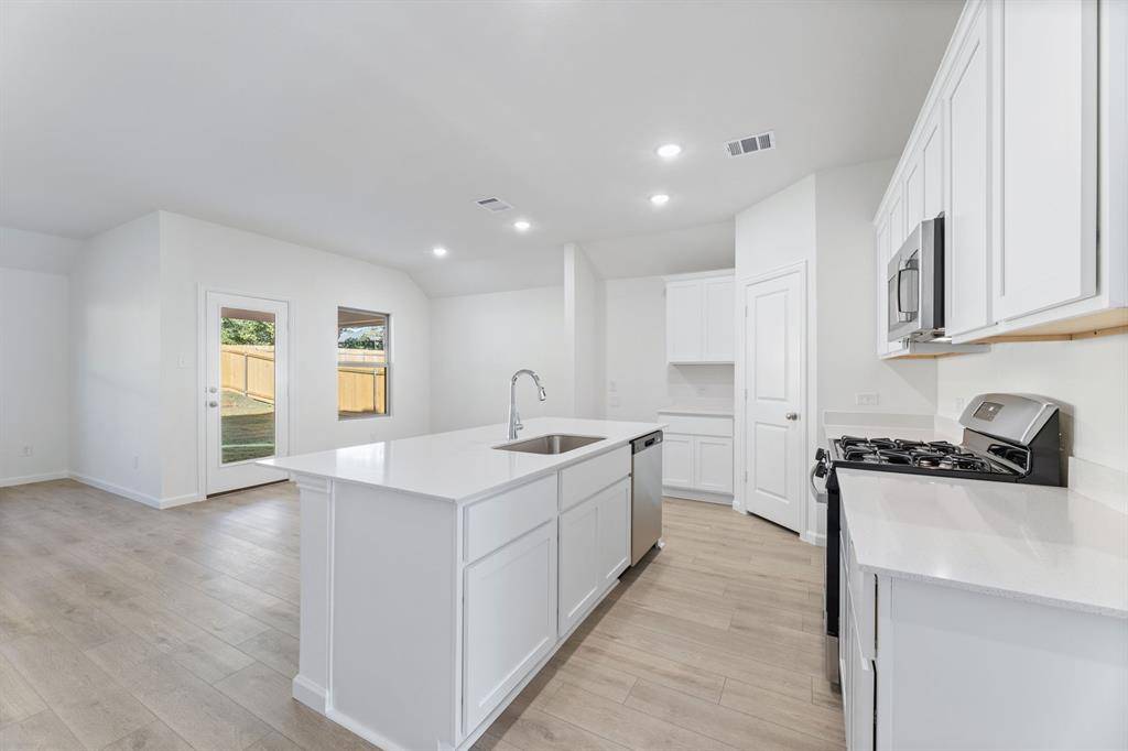 2541 Canadian Way, Crandall, TX 75114