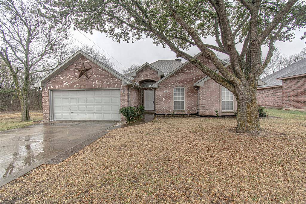 348 Craddock Drive, Glenn Heights, TX 75154
