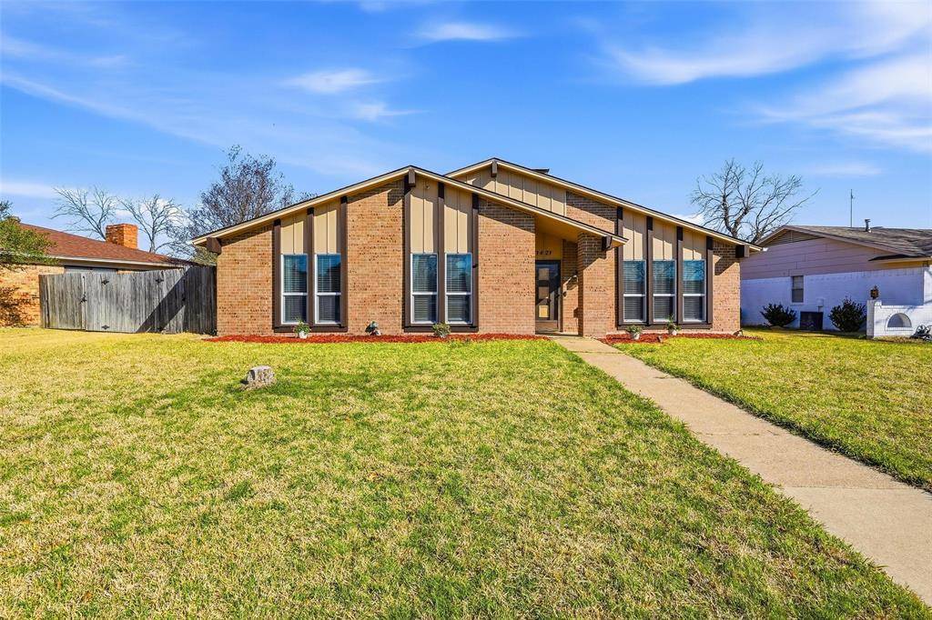 1421 Kingsbridge Drive, Garland, TX 75044