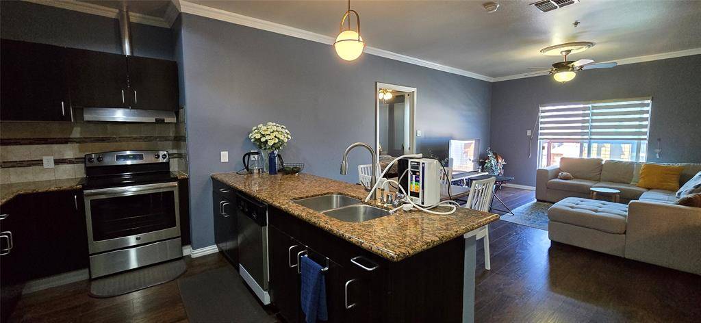 1100 W Trinity Mills Road #2045, Carrollton, TX 75006