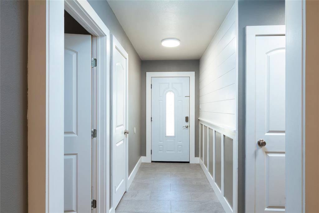 3217 Cedarcroft Lane, Dallas, TX 75233