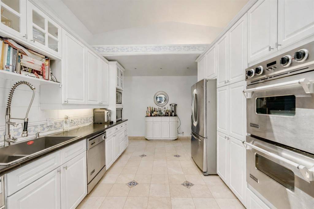 4330 Rawlins Street, Dallas, TX 75219