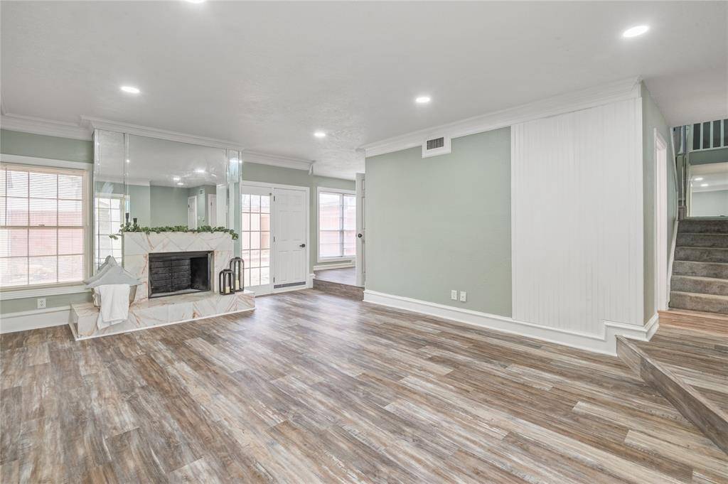 12748 Burninglog Lane, Dallas, TX 75243