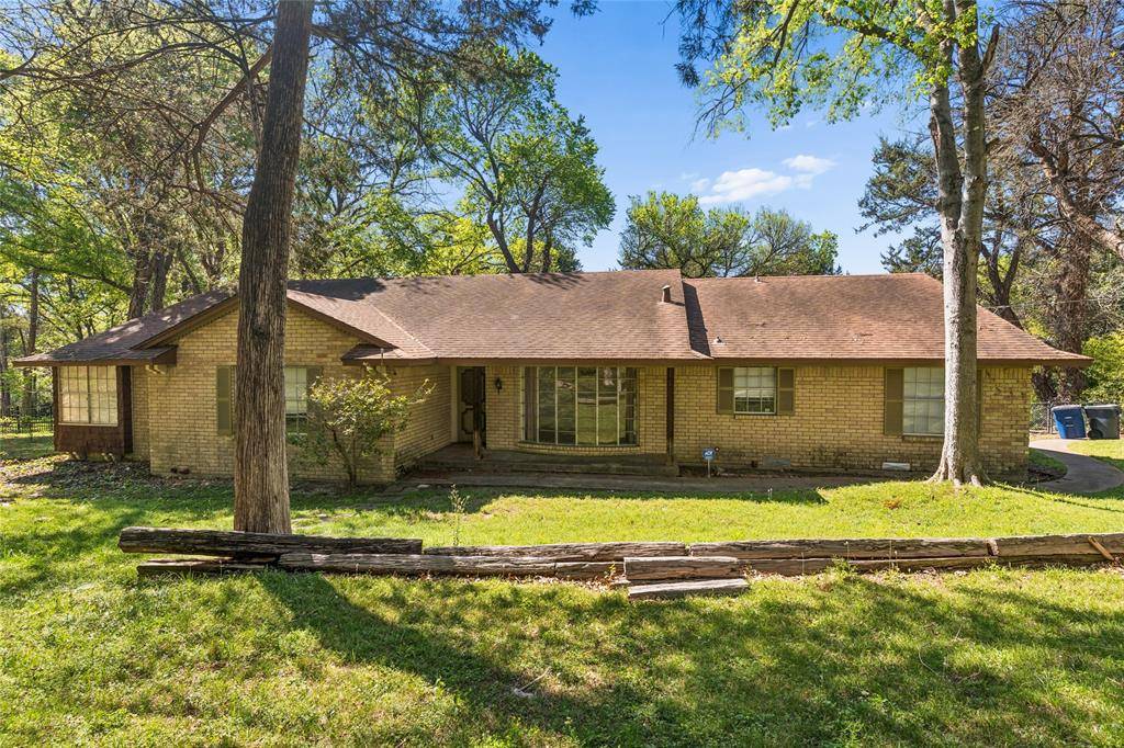 2810 Gladiolus Lane, Dallas, TX 75233