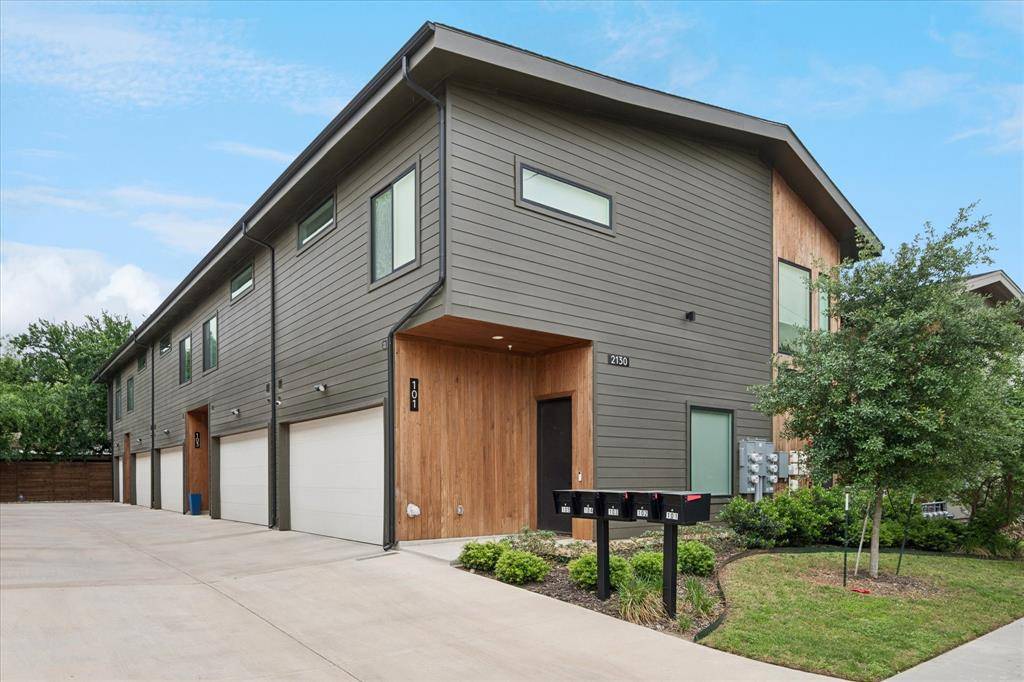 2130 Lovedale Avenue #102, Dallas, TX 75235
