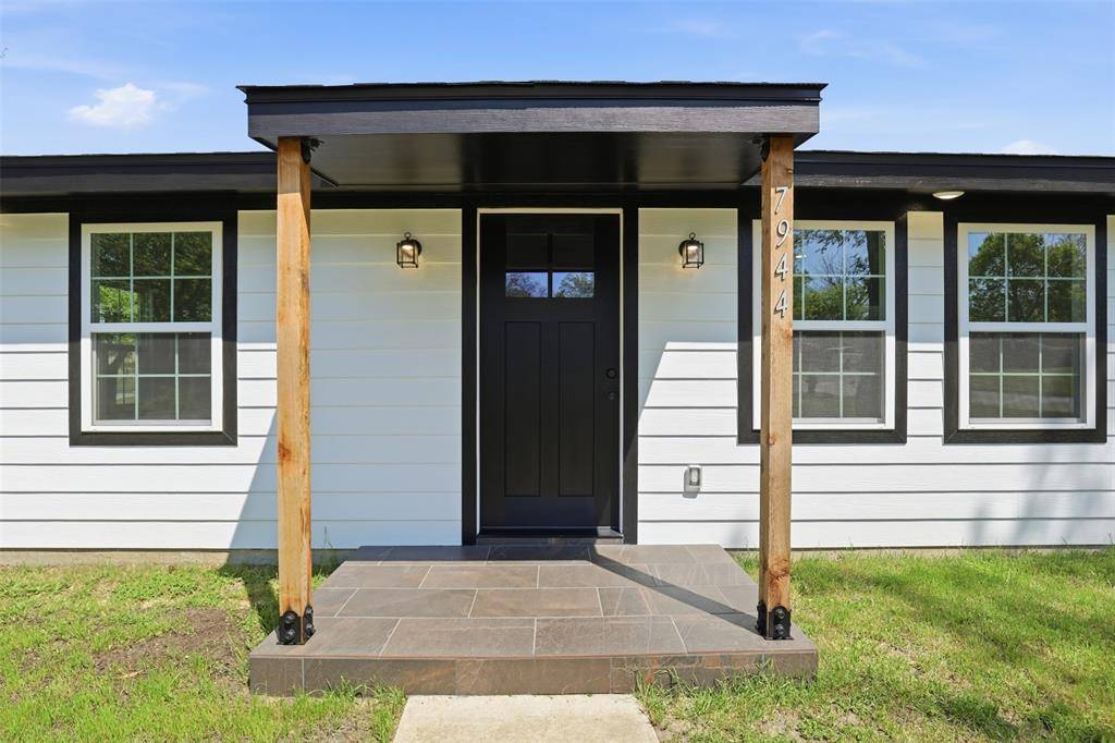 7944 Downe Drive, White Settlement, TX 76108