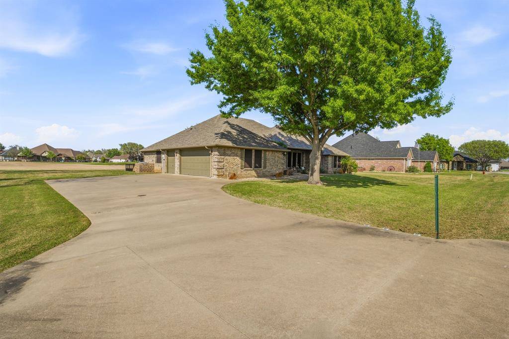 5910 Dog Leg Court, Granbury, TX 76049