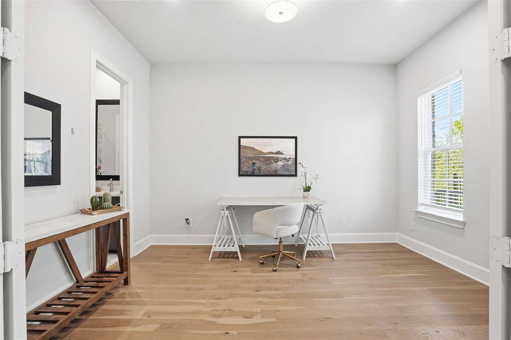 2173 Wenge Lane, Dallas, TX 75219