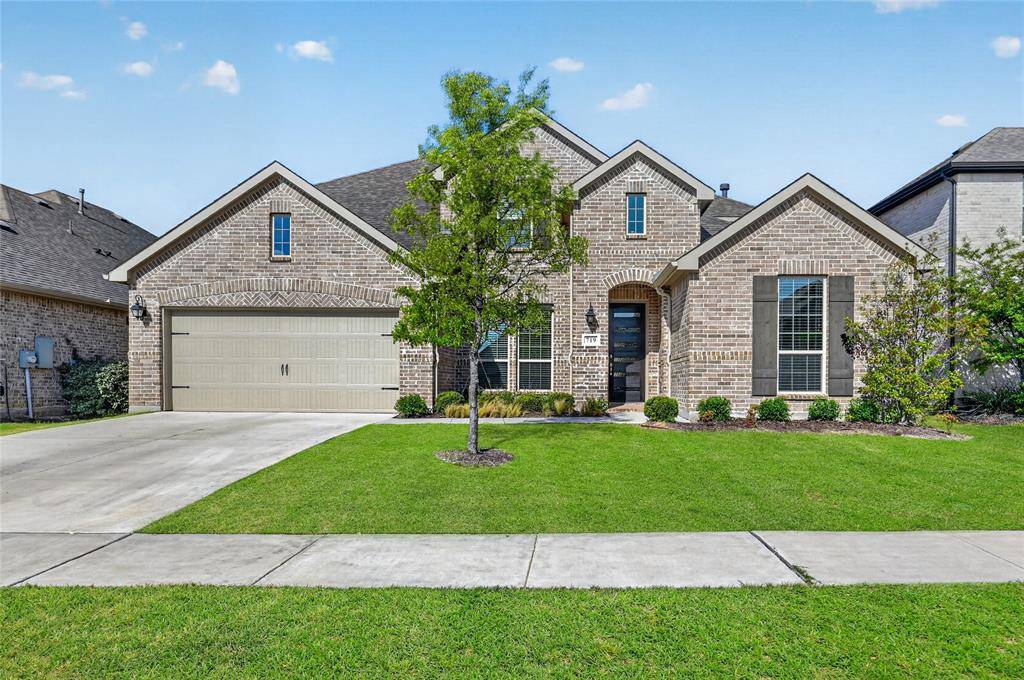 719 Uplands Drive, Northlake, TX 76226