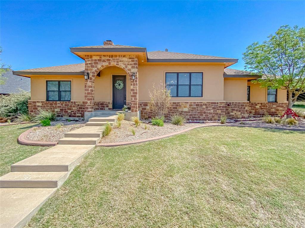 14 Remington Drive, Albany, TX 76430