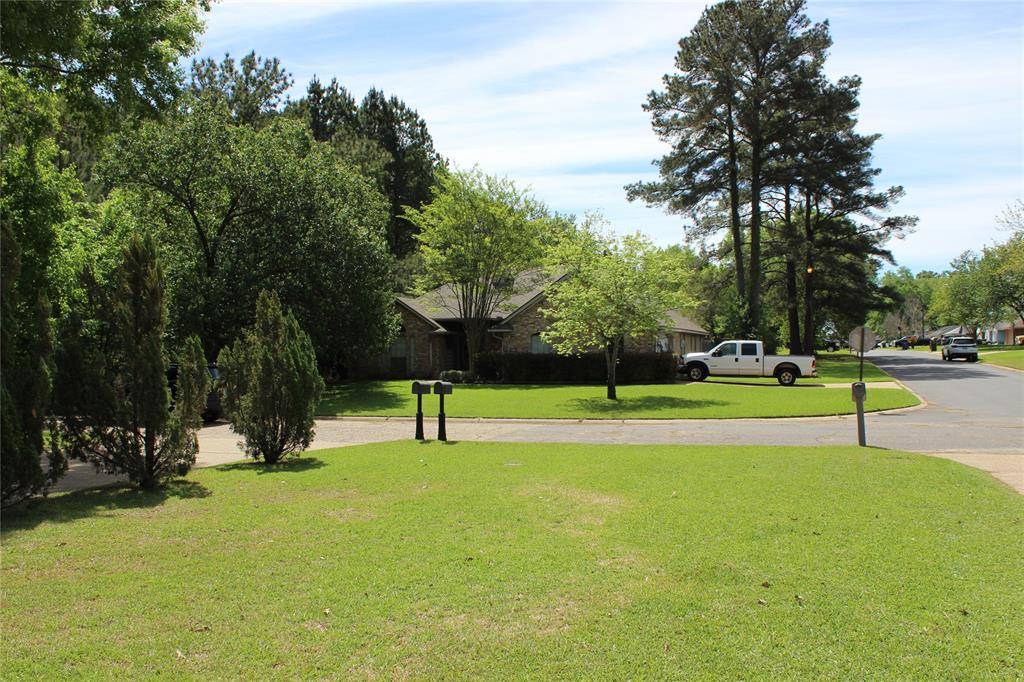 9021 Hollow Bluff Drive, Haughton, LA 71037