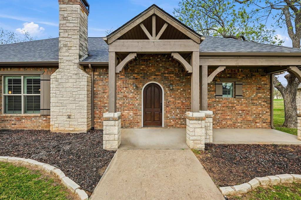 9601 Ravenswood Road, Granbury, TX 76049