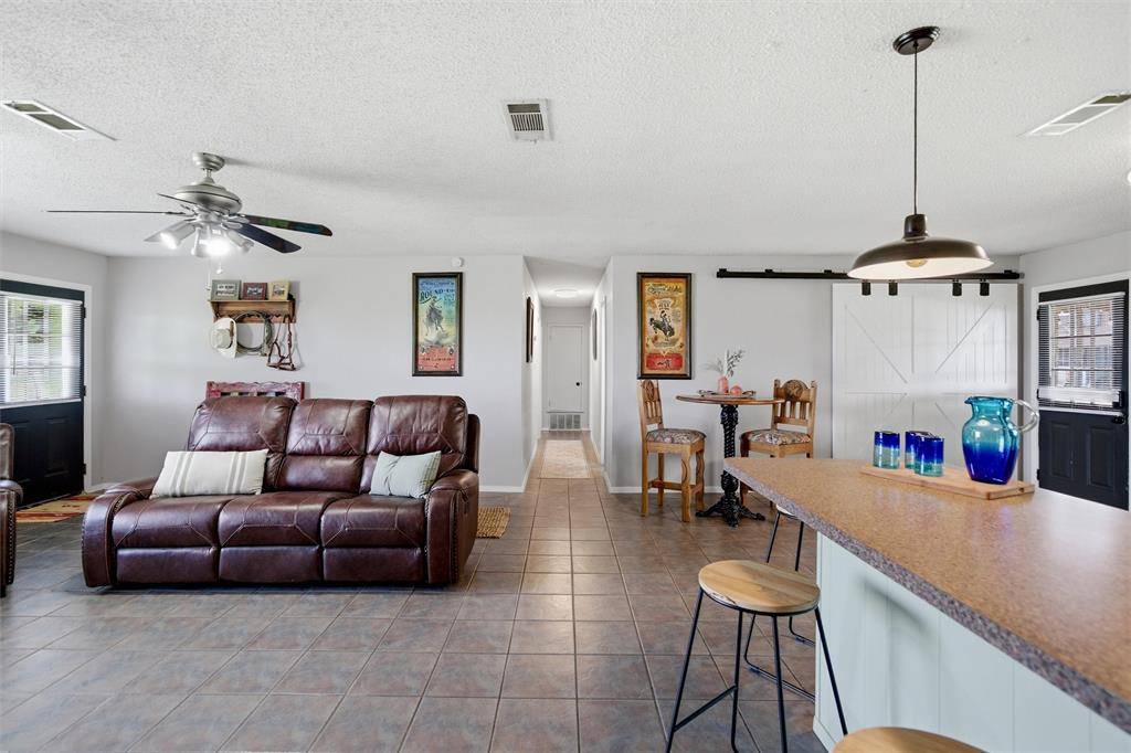 132 Crowley Lane, Mineral Wells, TX 76067