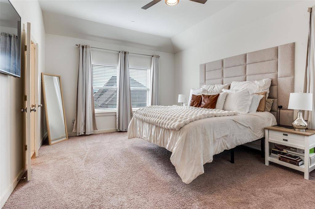 4539 English Maple Drive, Arlington, TX 76005