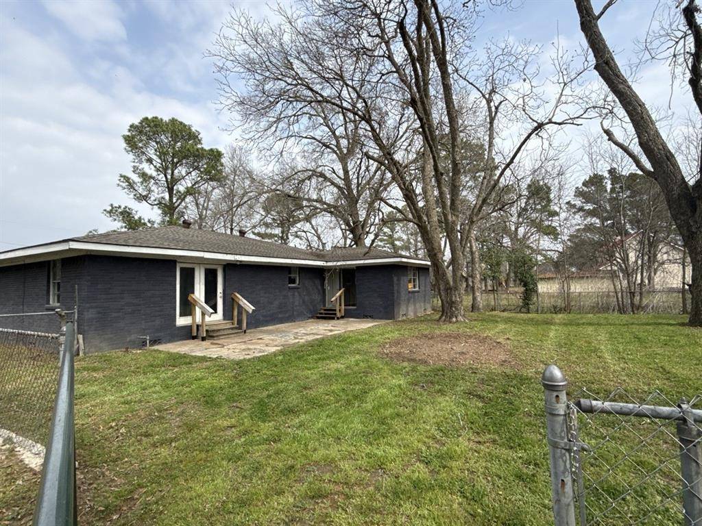 410 Lone Star Road, Trinidad, TX 75163