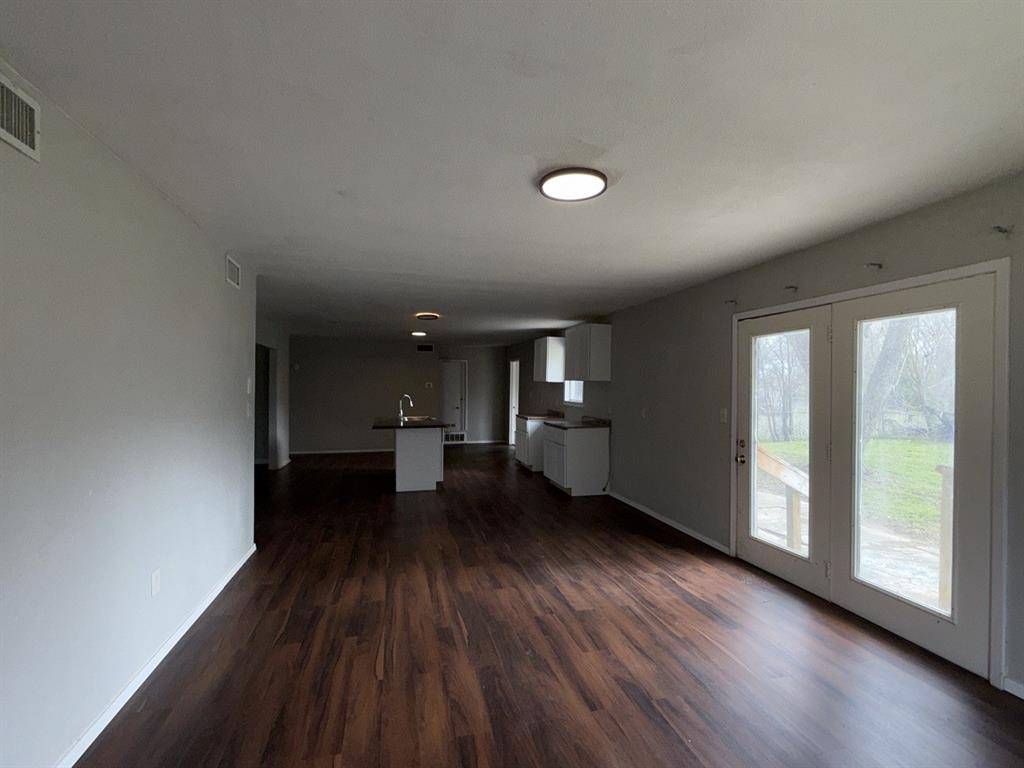 410 Lone Star Road, Trinidad, TX 75163