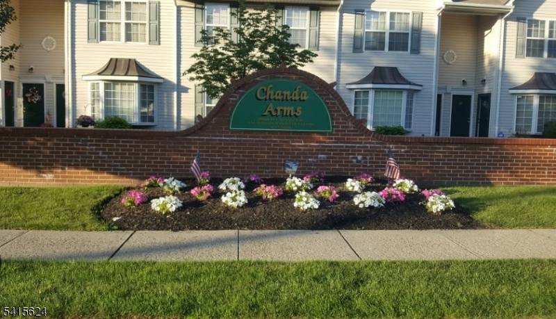 5 Chanda Ct #5, Clifton City, NJ 07012