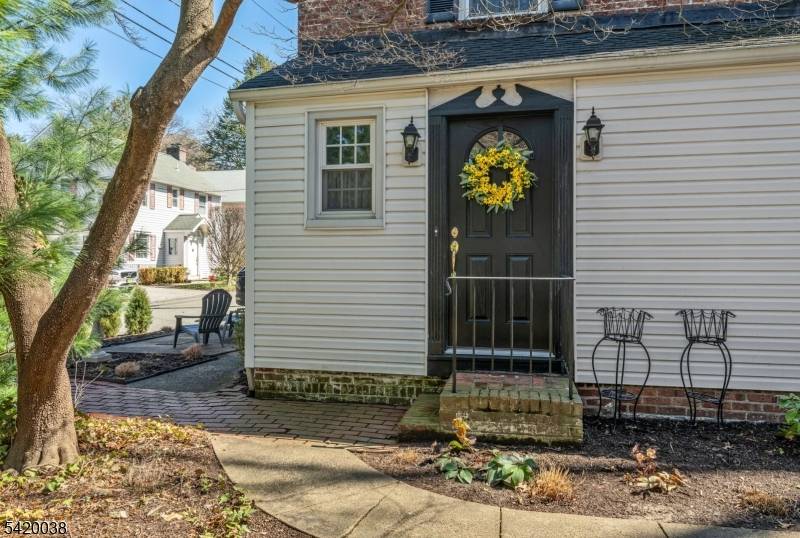 3 Ashburn Pl, Fair Lawn Boro, NJ 07410