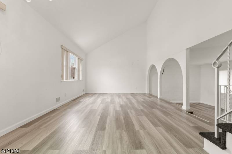 838 Florida Grove Rd, Perth Amboy City, NJ 08861