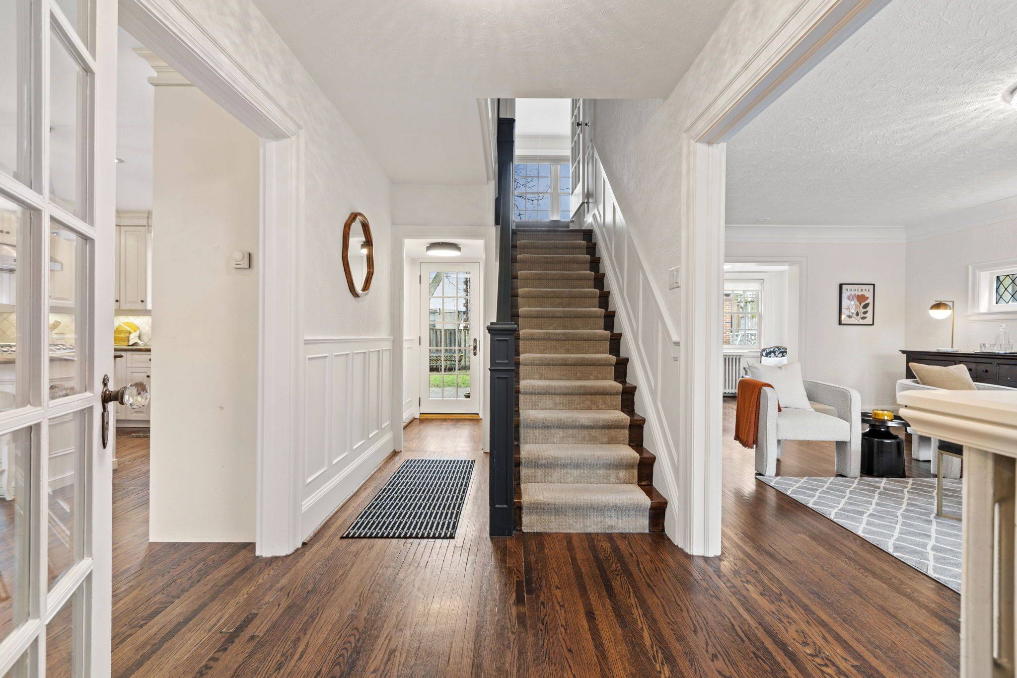 85 Weybourne CRES, Toronto C04, ON M4N 2R6