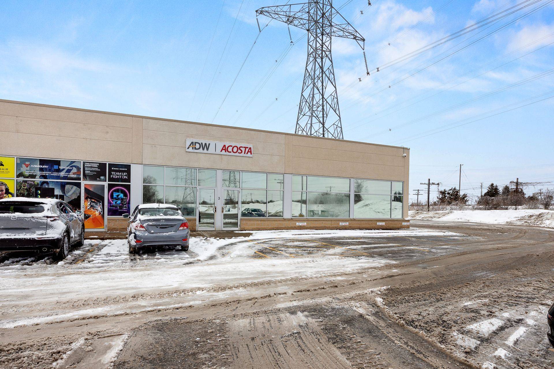 3 Roydon PL #Unit 103, Country Place - Pineglen - Crestview And Area, ON K2E 1A3
