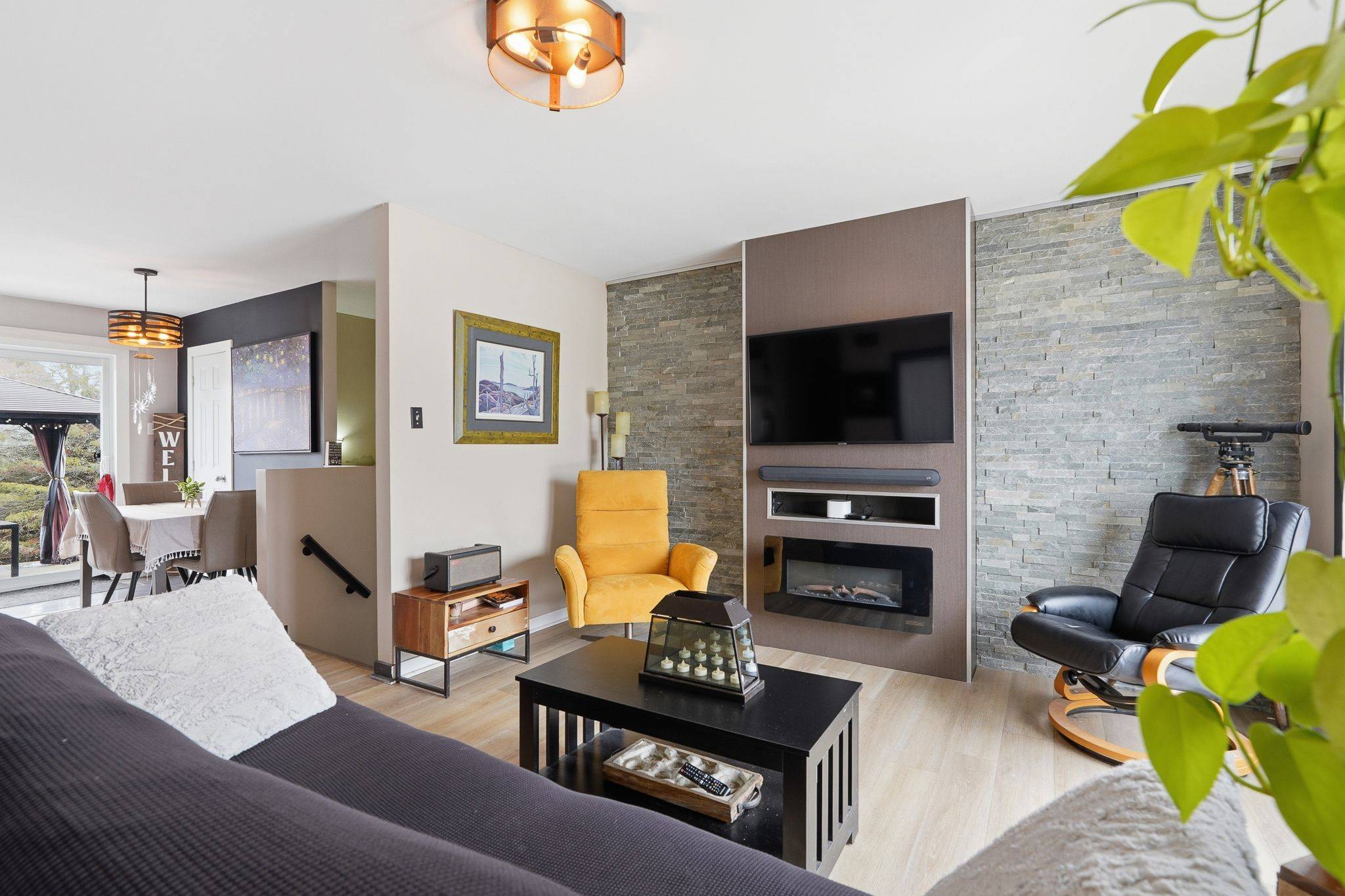 60 Richard ST, Alfred And Plantagenet, ON K0B 1A0