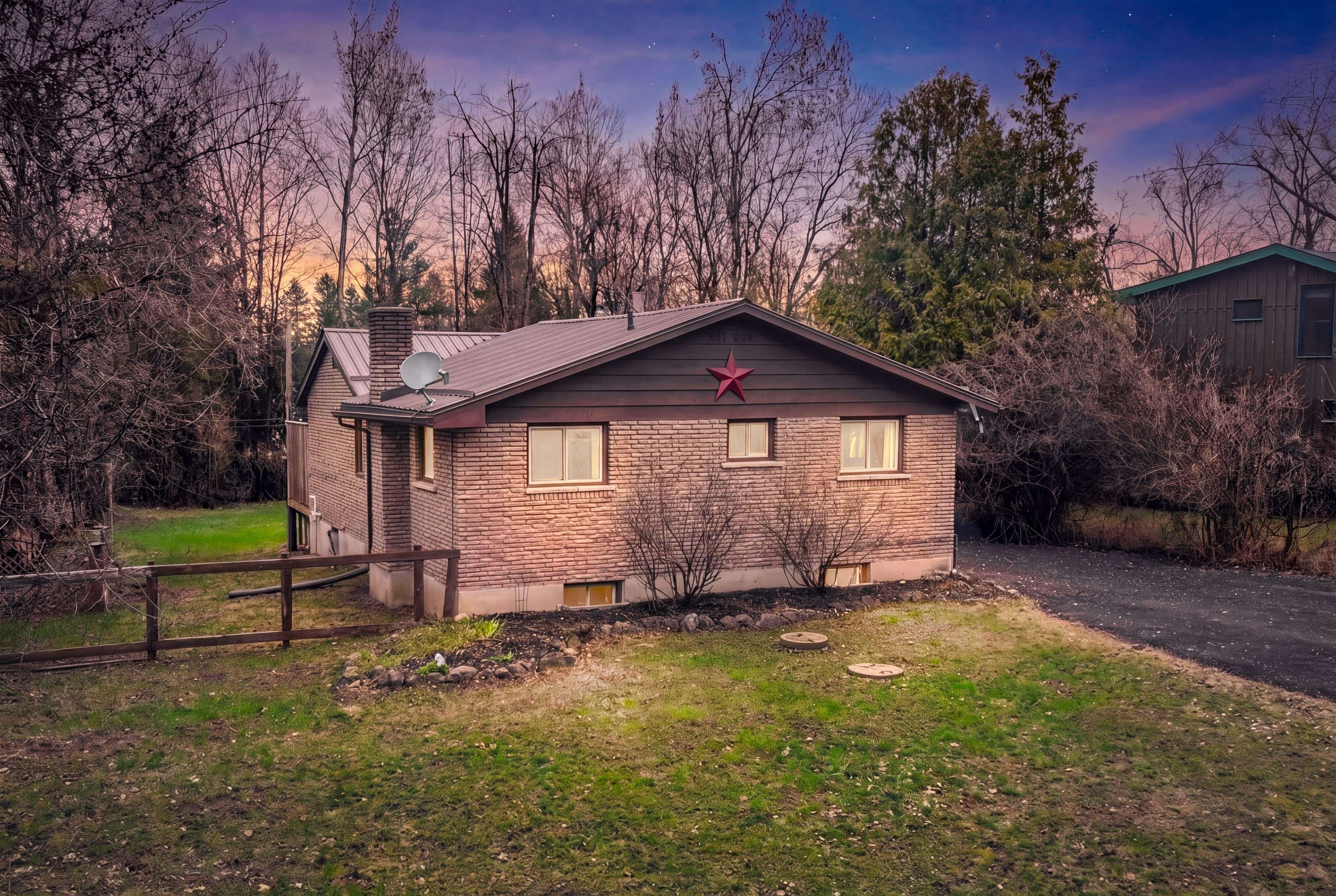 30 Woods AVE, Kawartha Lakes, ON K0L 2W0