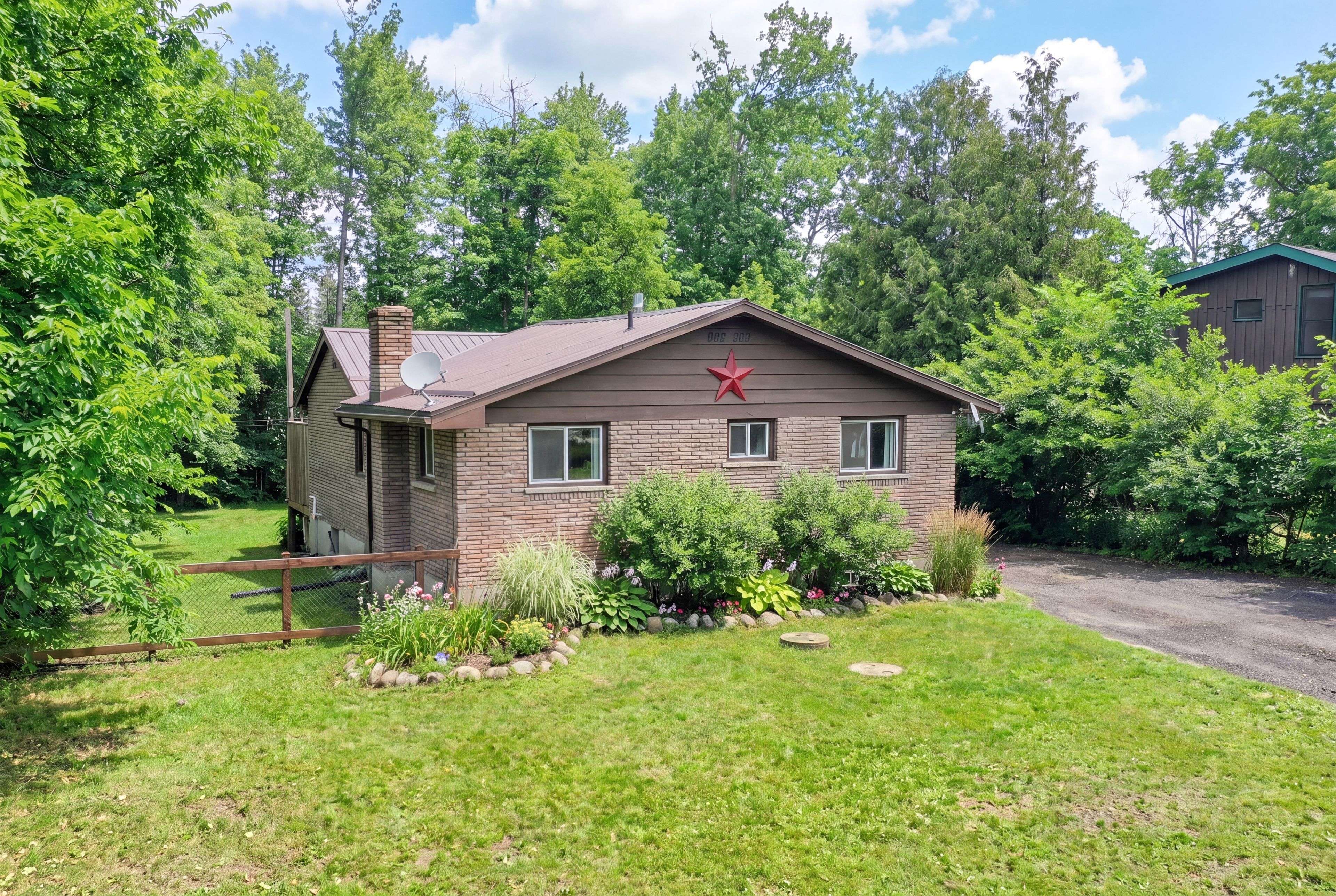 30 Woods AVE, Kawartha Lakes, ON K0L 2W0
