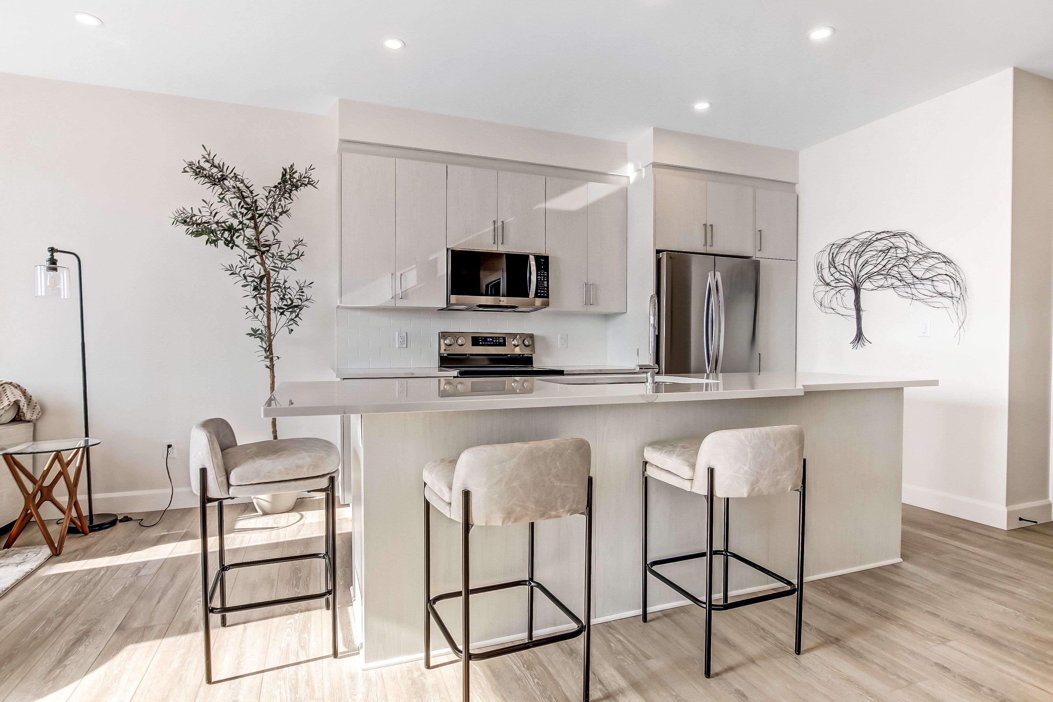 16 Compass TRL N #203, Central Elgin, ON N5L 0A5