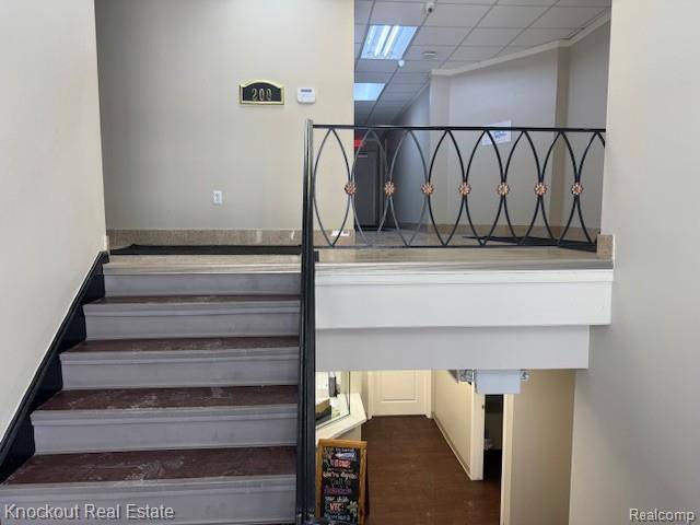 18451 W 12 Mile RD, Lathrup Village, MI 48076