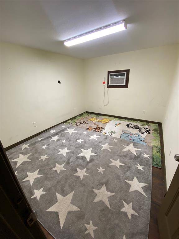 3367 Conflans Road #200, Irving, TX 75061