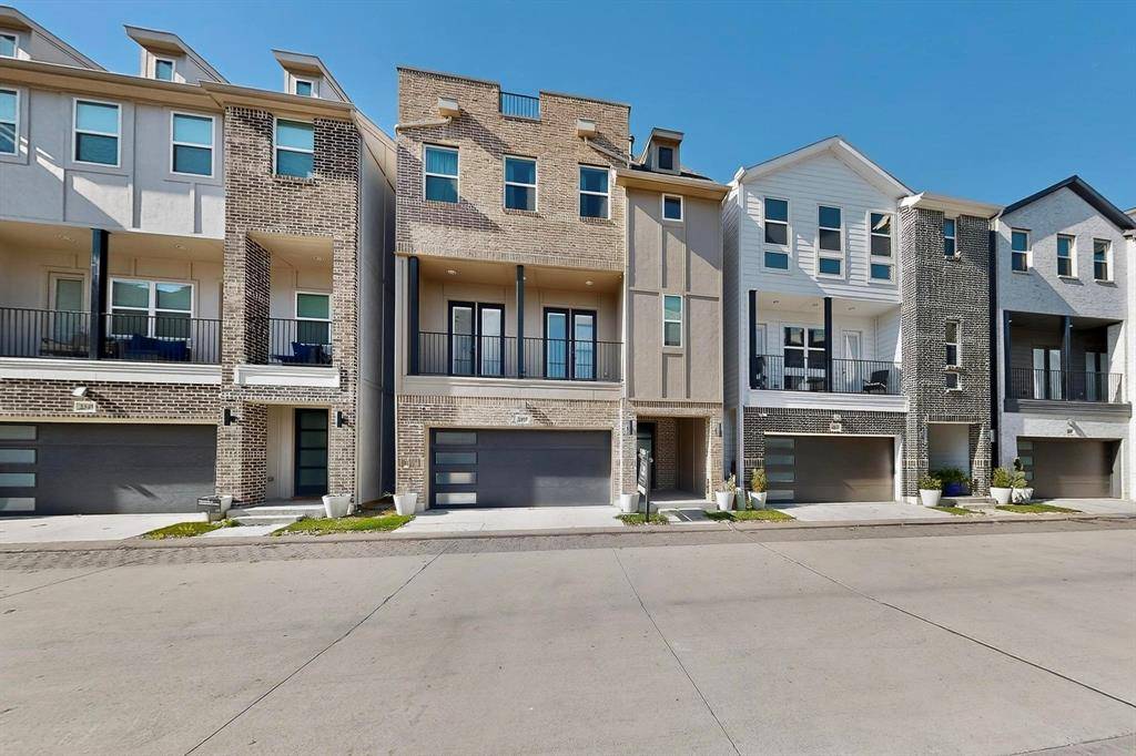 2557 Carmelita Street, Dallas, TX 75212