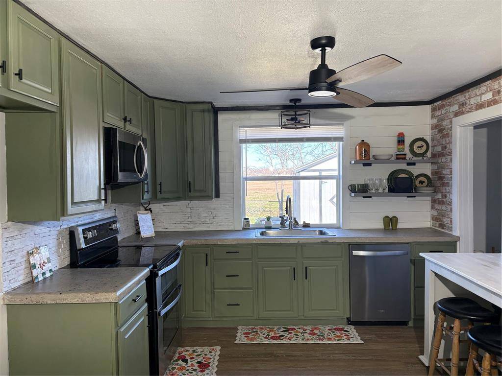 1409 11th Street, Mineral Wells, TX 76067