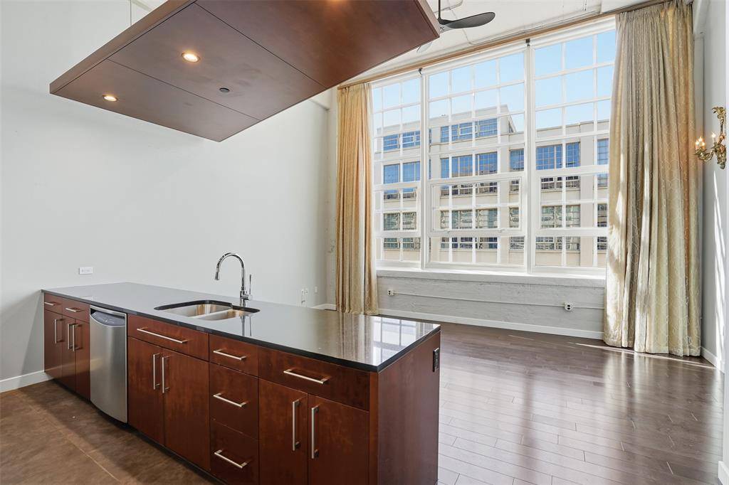 2600 W 7th Street #2726, Fort Worth, TX 76107