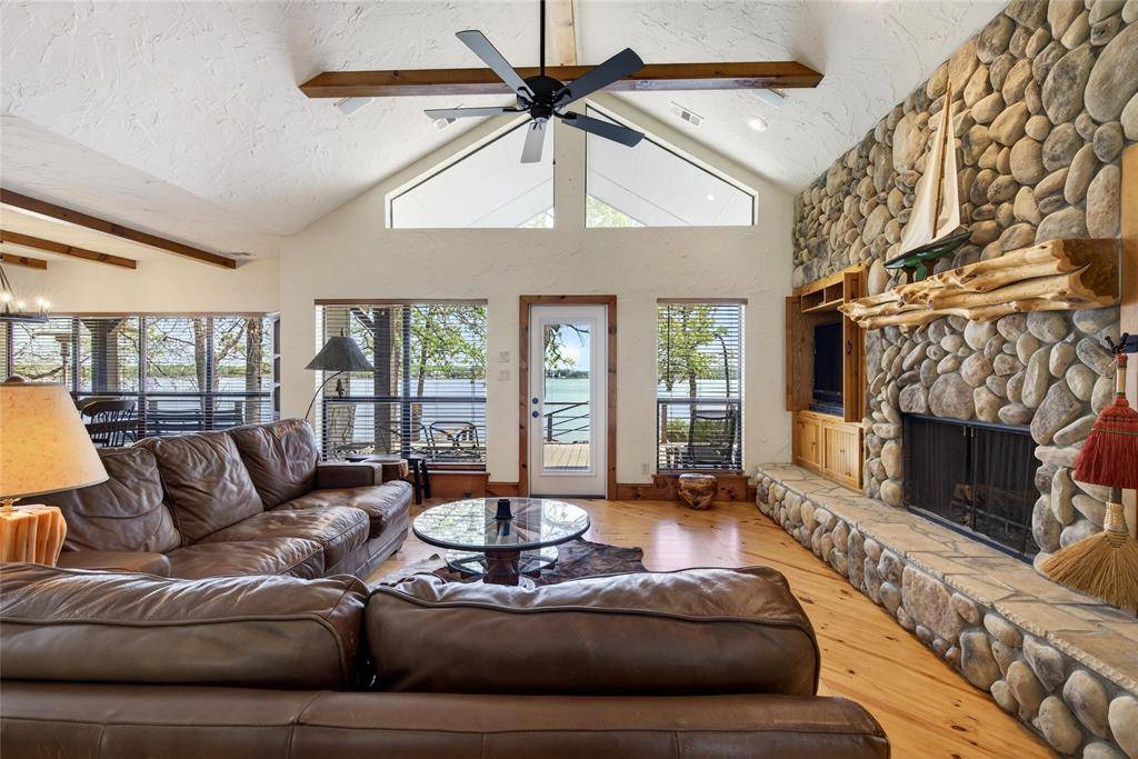 14183 Park Way, Log Cabin, TX 75148