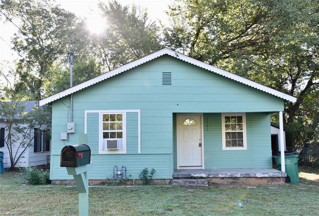 1111 Sanders Street, Bowie, TX 76230